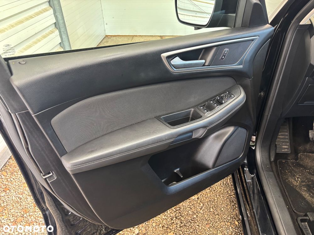 Ford S-Max 2.0 TDCi Titanium - 19