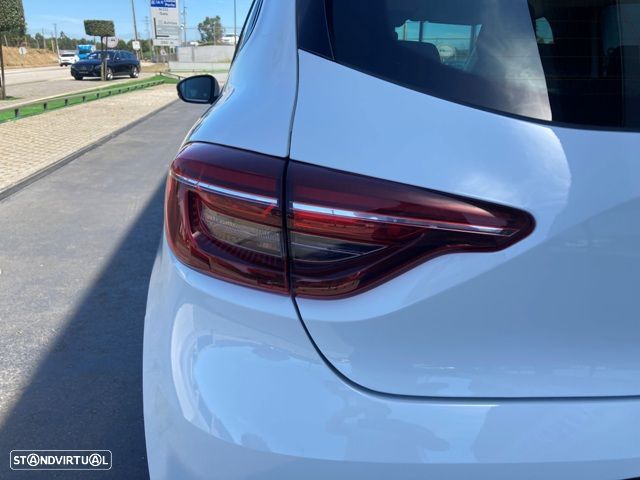 Renault Clio BLUE dCi 100 EVOLUTION - 11