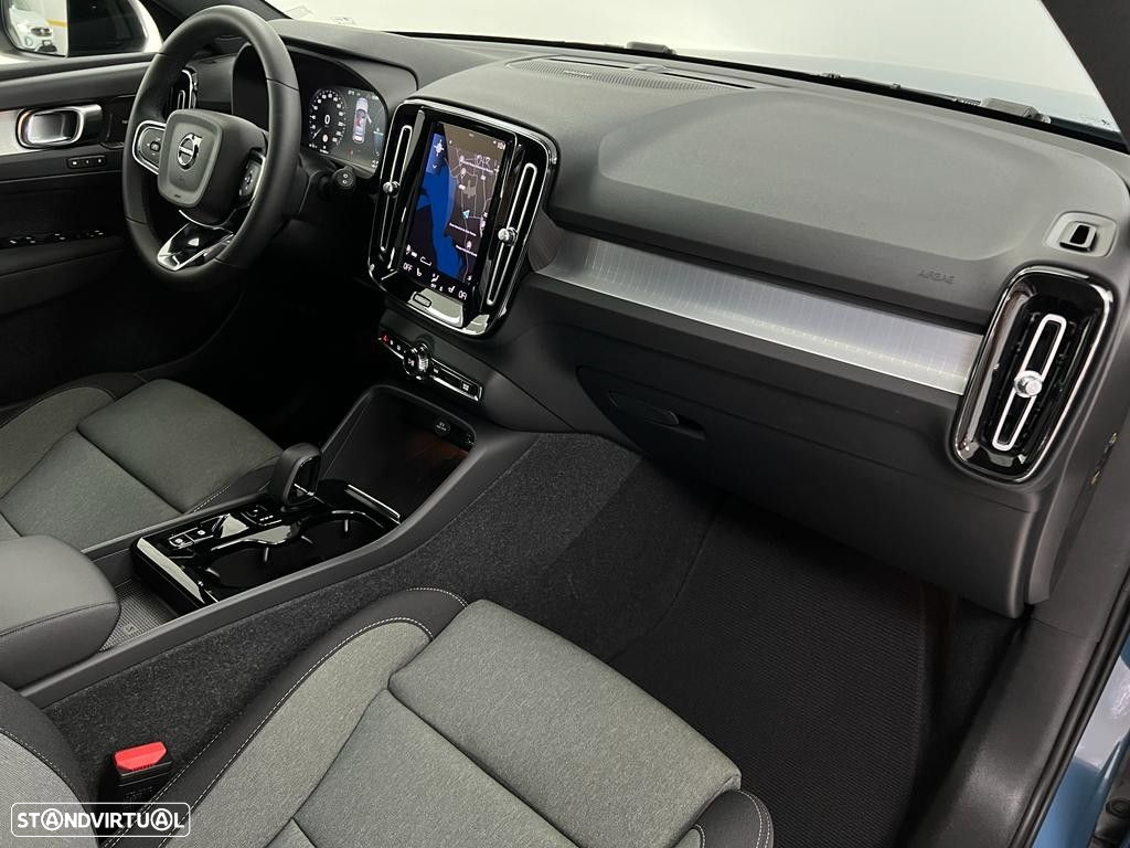 Volvo XC 40 1.5 T4 PHEV Plus Dark - 4