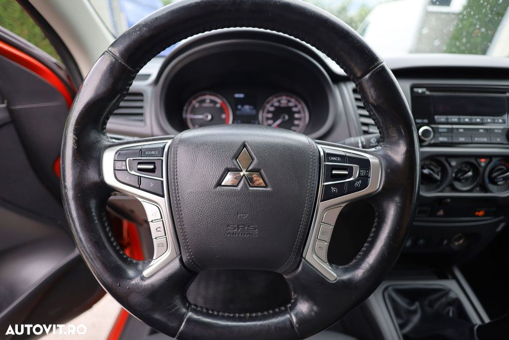 Mitsubishi L200 - 17