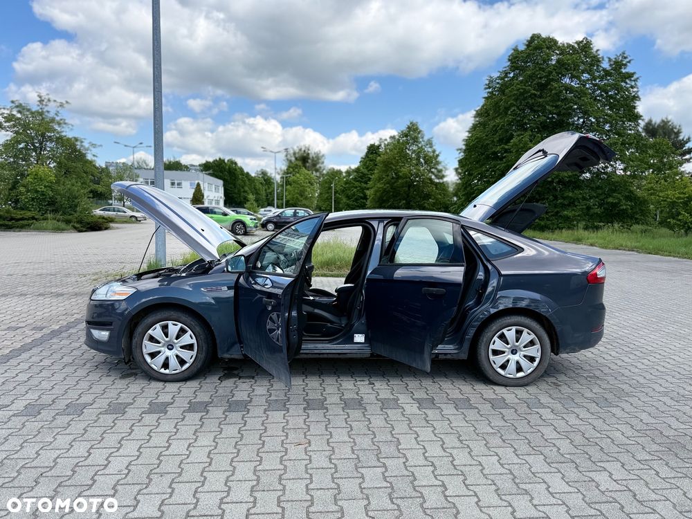 Ford Mondeo 2.0 TDCi Titanium - 13