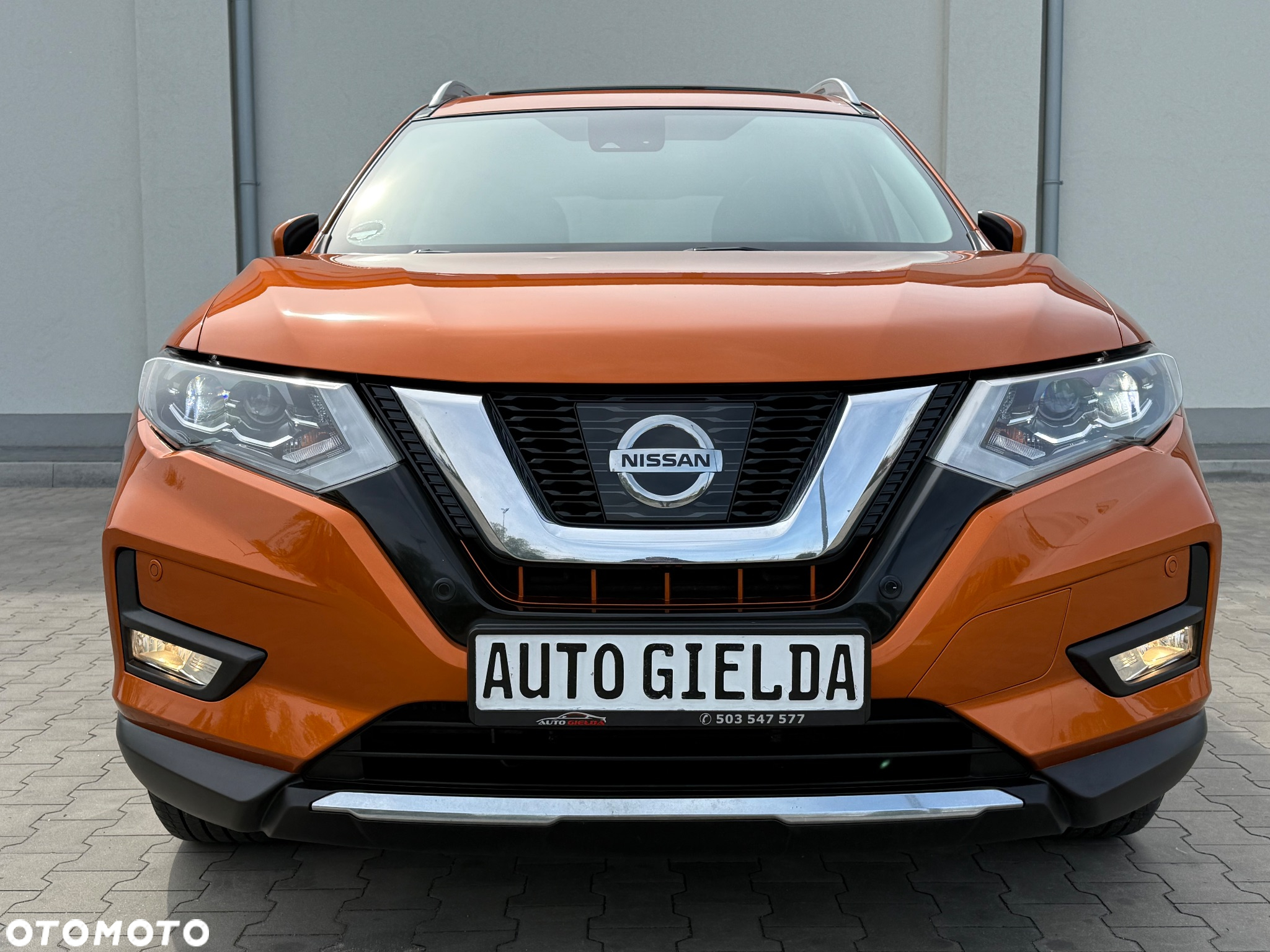 Nissan X-Trail 2.0 dCi Tekna 4WD Xtronic 7os - 32