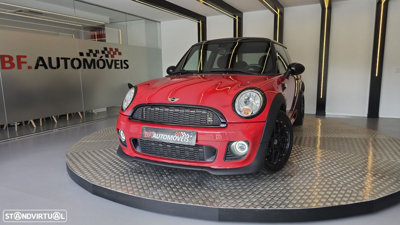 MINI 3 Portas Cooper D - 1