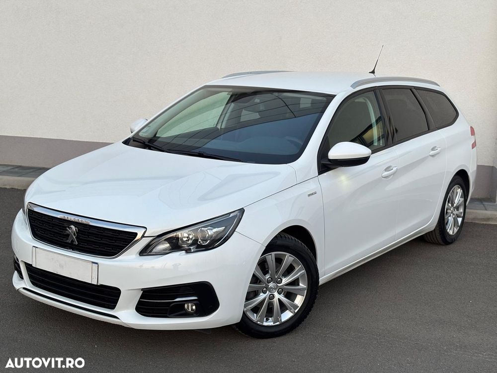 Peugeot 308 - 1