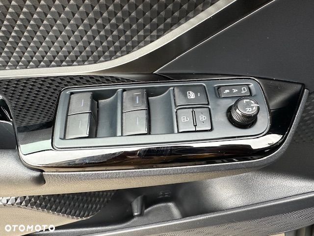 Toyota C-HR 1.8 Hybrid Premium - 19