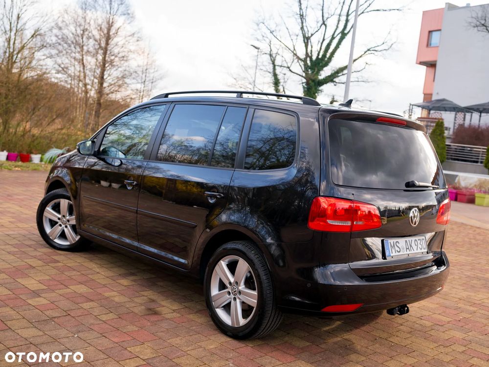 Volkswagen Touran 2.0 TDI DPF BlueMotion Technology DSG Life - 15