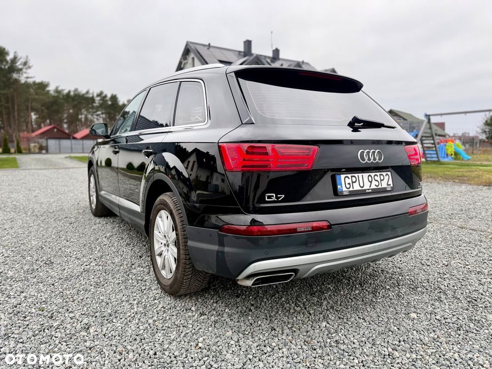 Audi Q7 - 4