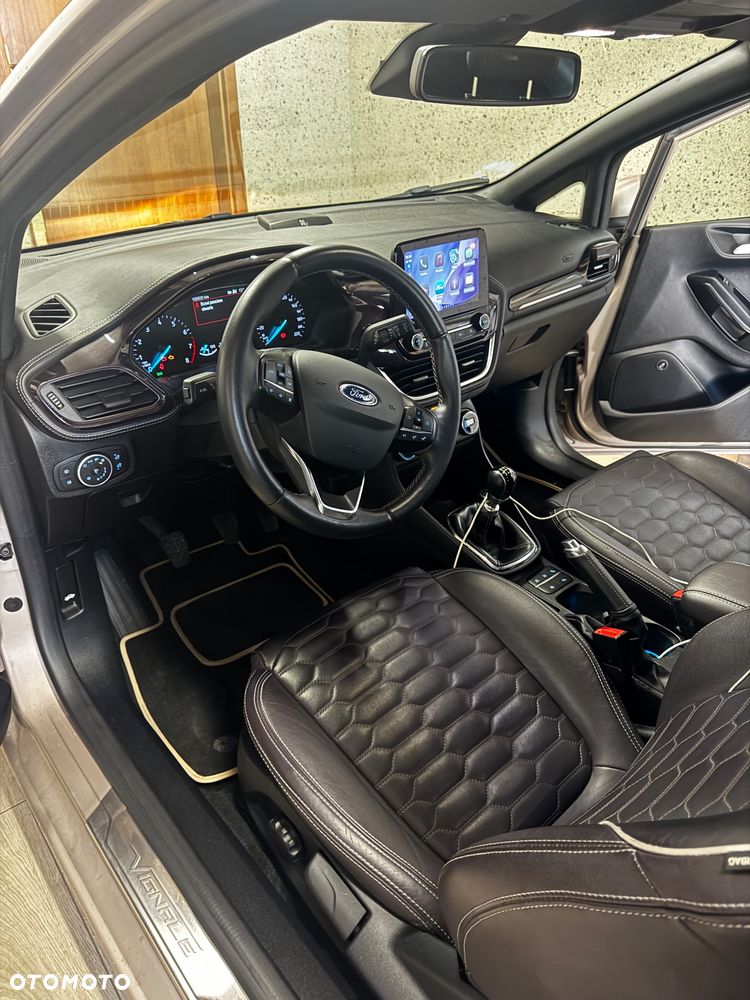 Ford Fiesta - 20