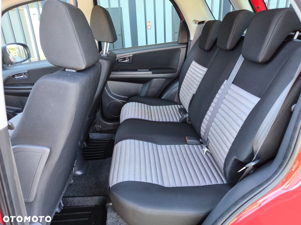 Fiat Sedici 1.6 16V 4x4 Dynamic - 9