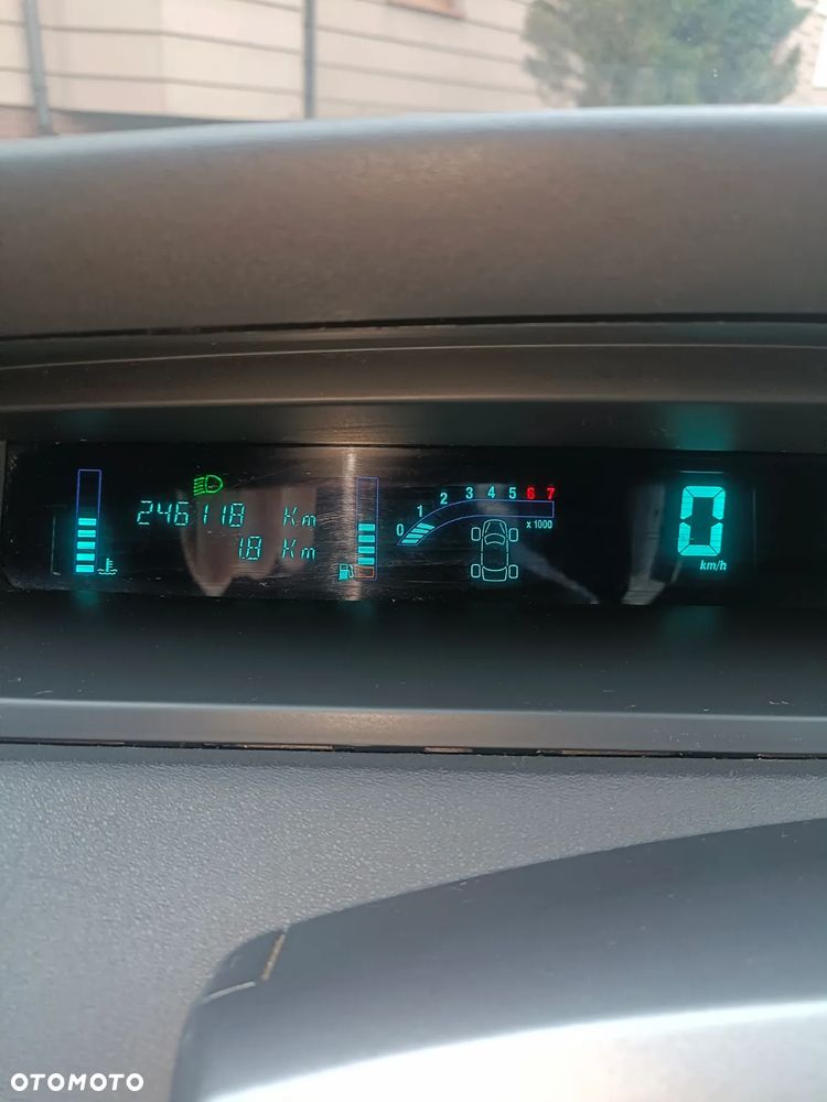 Renault Scenic 1.6 Pack Authentique - 13