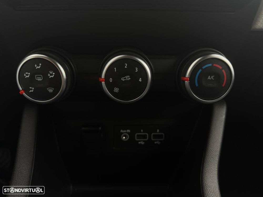 Renault Clio 1.0 TCe Evolution - 16