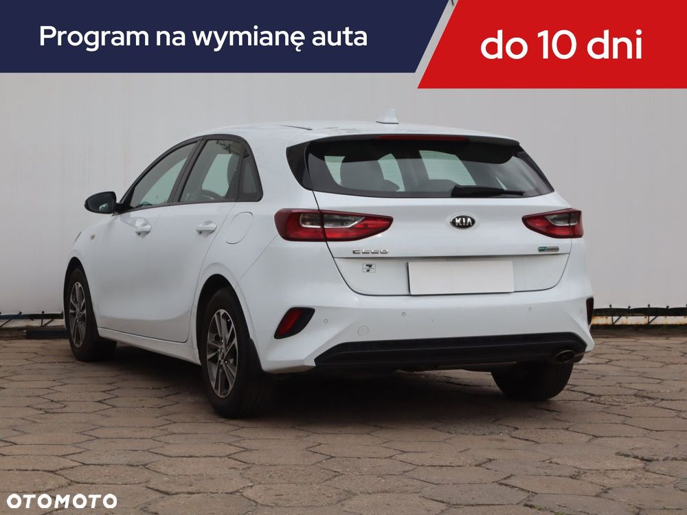 Kia Ceed - 6
