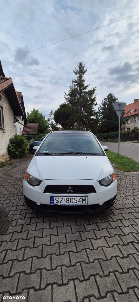 Mitsubishi Colt - 1