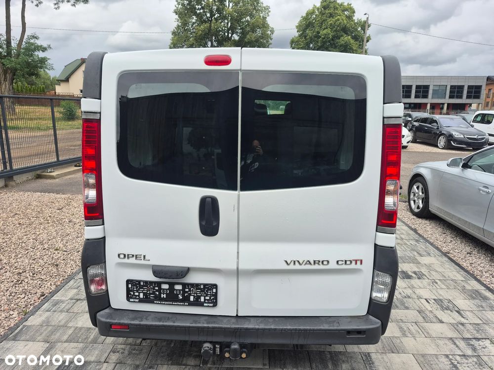 Opel Vivaro - 10