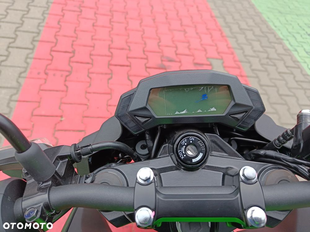 Kawasaki Z - 11
