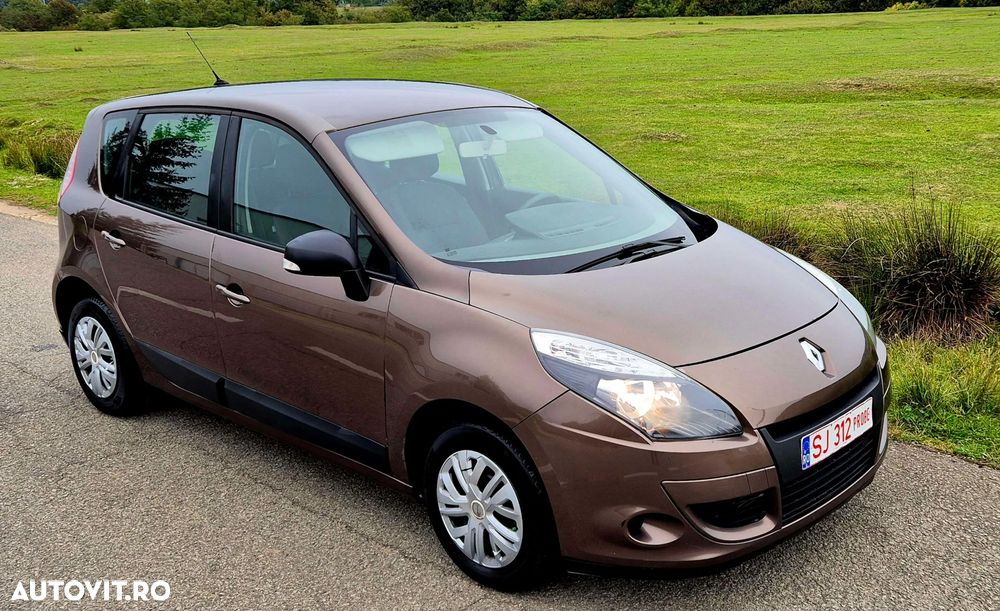 Renault Scenic - 18