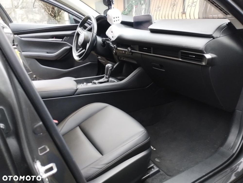 Mazda 3 - 7