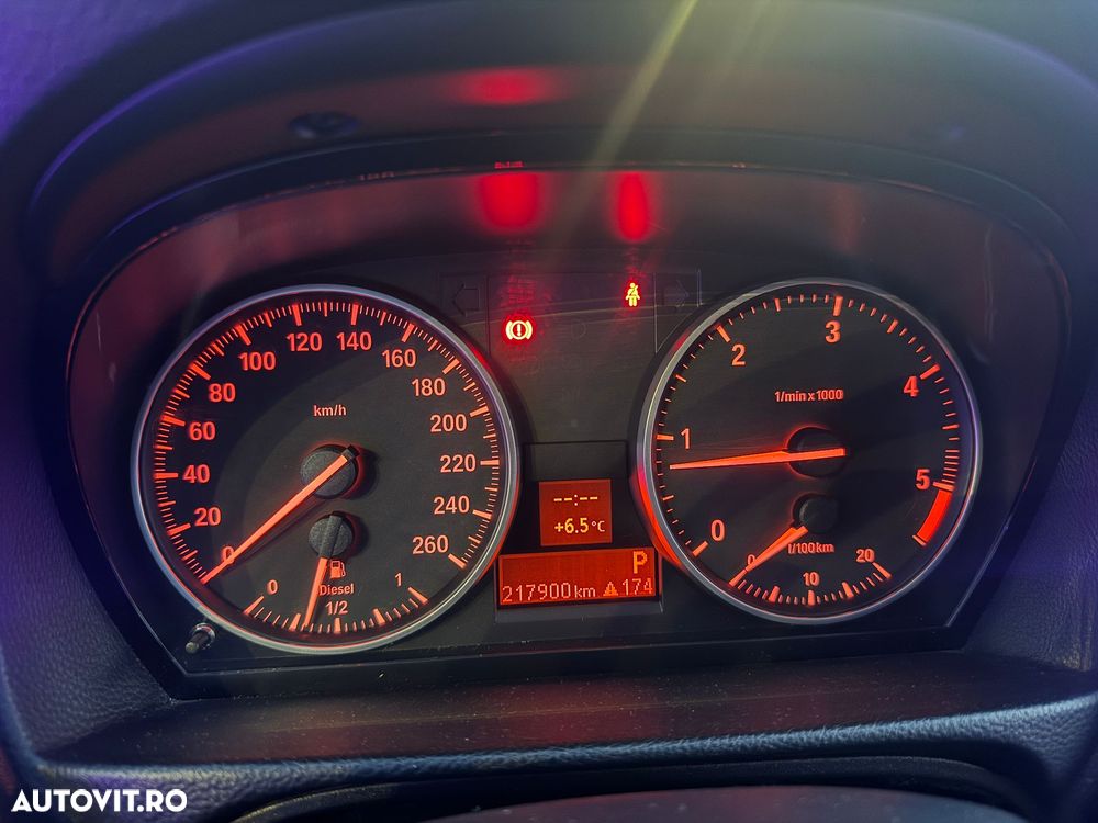 BMW Seria 3 318d DPF Aut. Edition Sport - 6