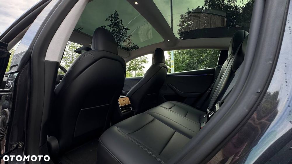 Tesla Model 3 - 15