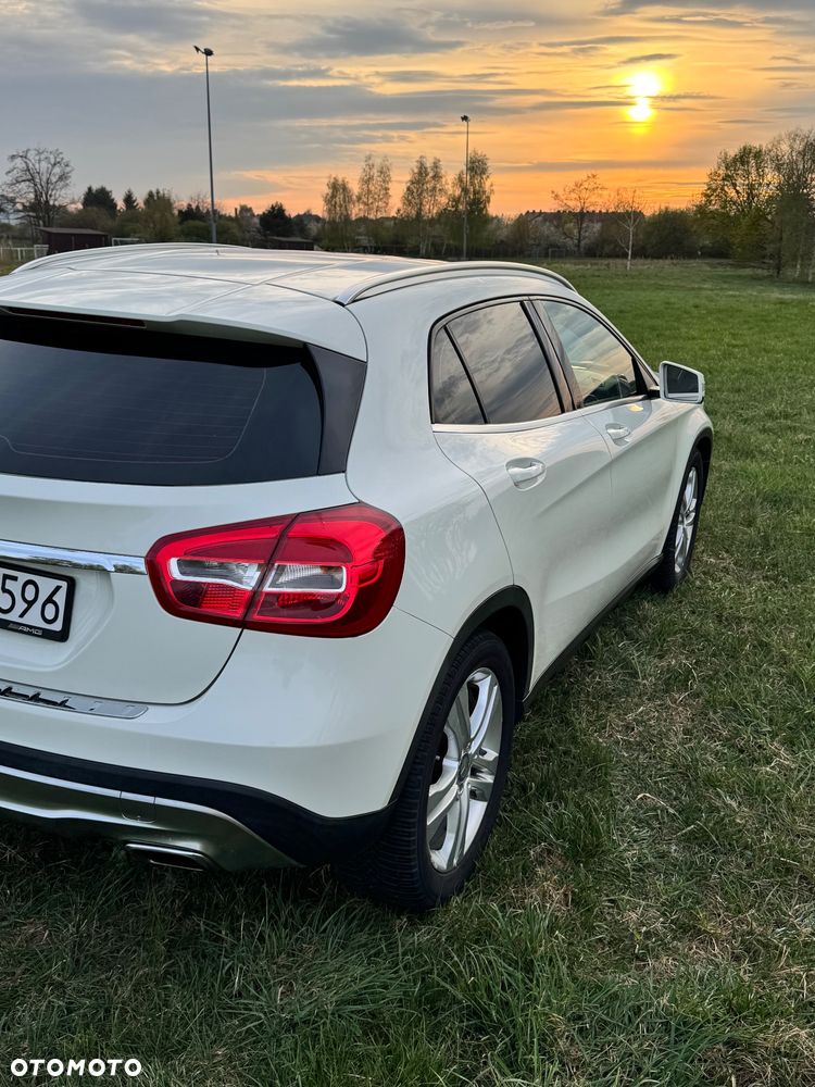 Mercedes-Benz GLA 200 7G-DCT SCORE - 40