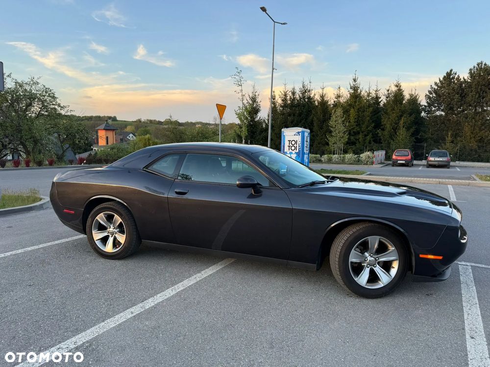 Dodge Challenger Automatik SXT Plus - 4