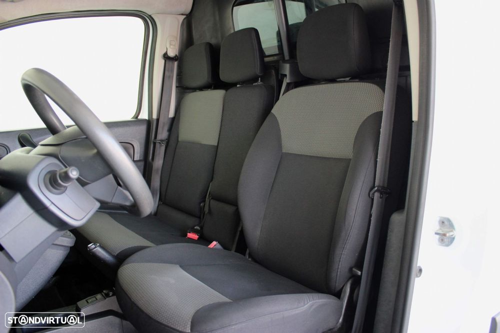 Renault Kangoo 1.5 DCI 75CV - 12