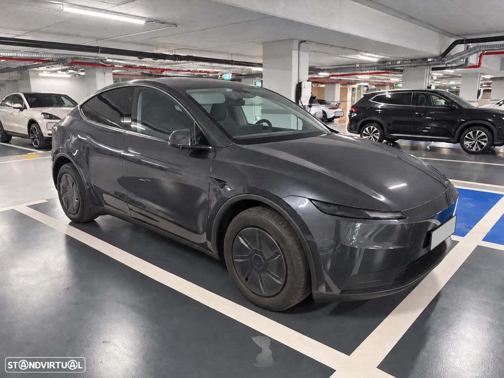 Tesla Model Y Tração Traseira - 4