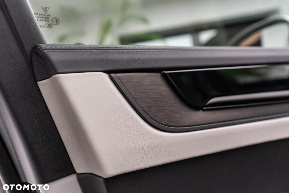 Porsche Cayenne S E-Hybrid PHEV Black Edition - 33