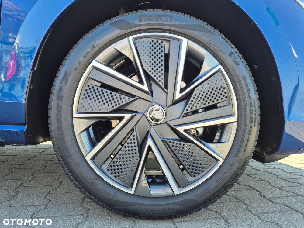 Skoda Superb 1.5 TSI mHEV Sportline DSG - 11
