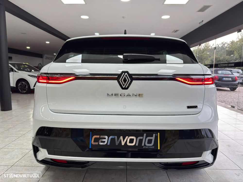 Renault Mégane E-Tech - 5
