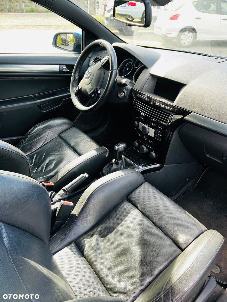 Opel Astra 2.0 T OPC - 6