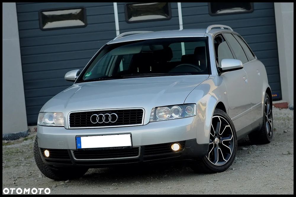 Audi A4 Avant - 1