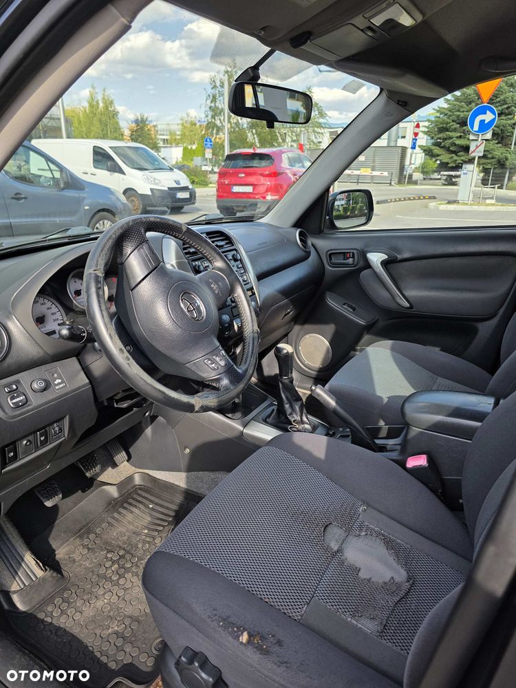 Toyota RAV4 2.0 D-4D 4x4 - 9