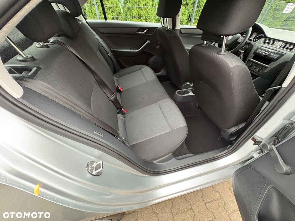 Skoda RAPID - 8