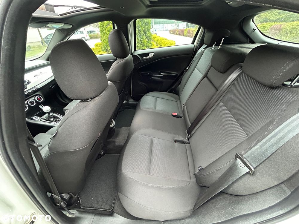 Alfa Romeo Giulietta 1.4 TB 16V Super - 11
