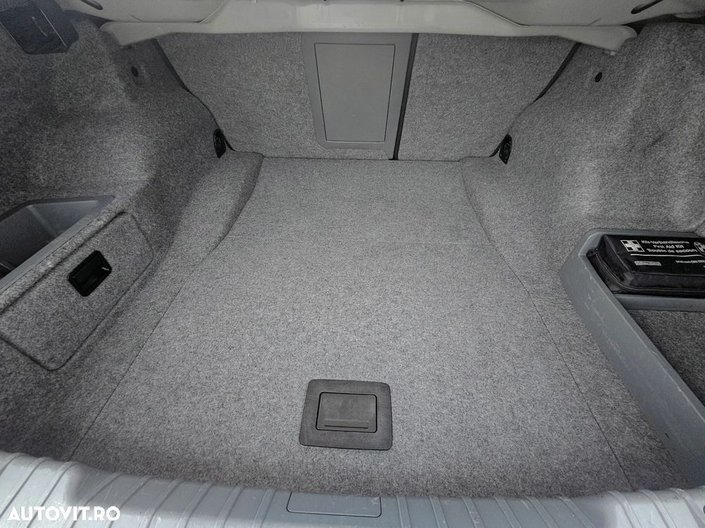 BMW Seria 3 320d DPF Edition Fleet Exclusive - 16