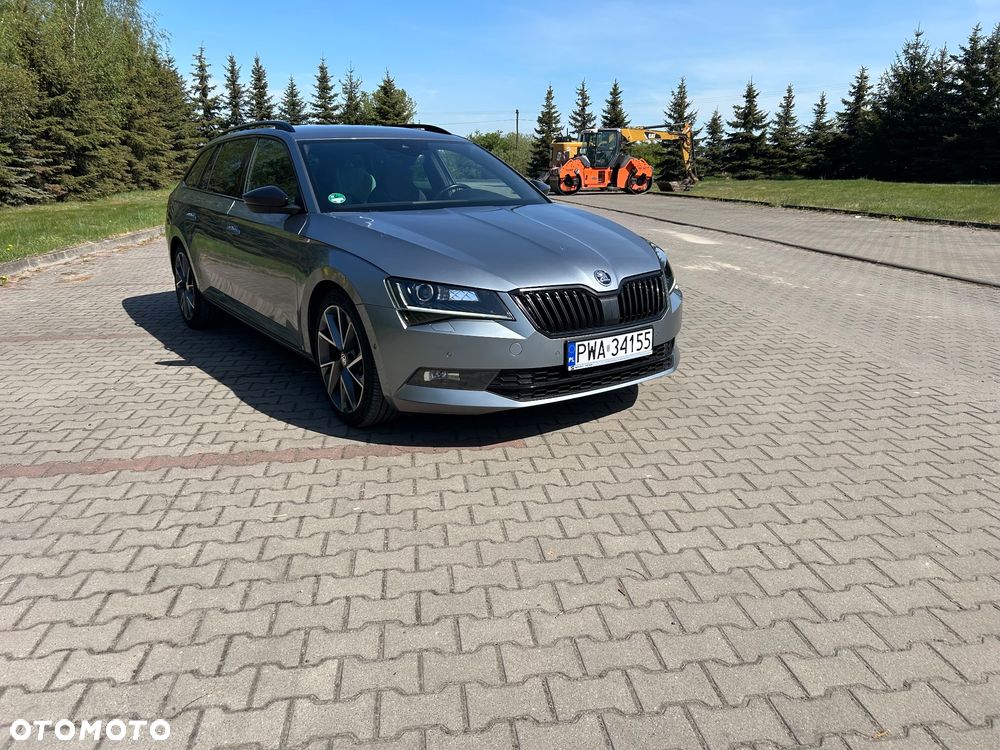 Skoda Superb 2.0 TDI DSG Sportline - 1