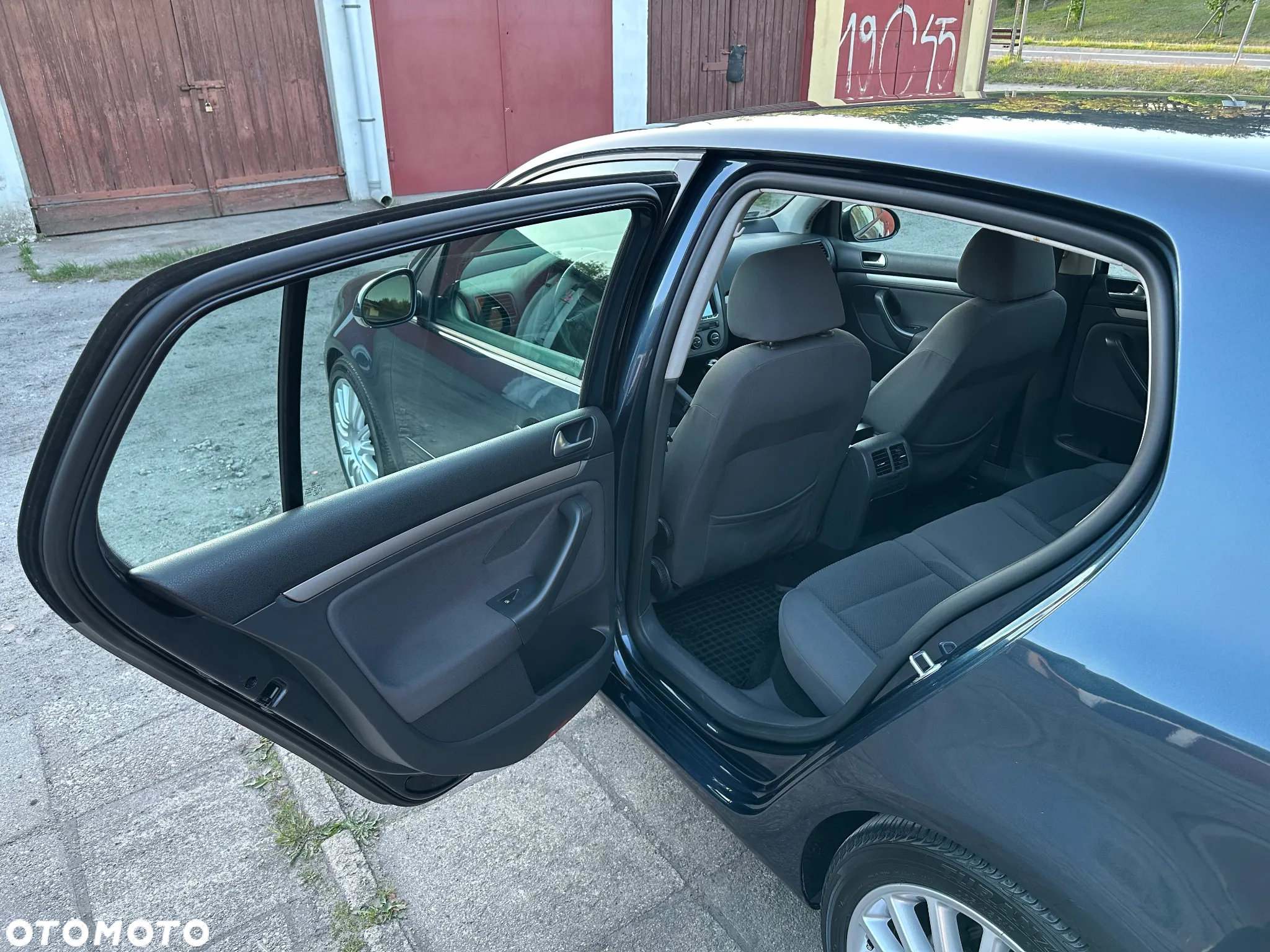Volkswagen Golf - 36