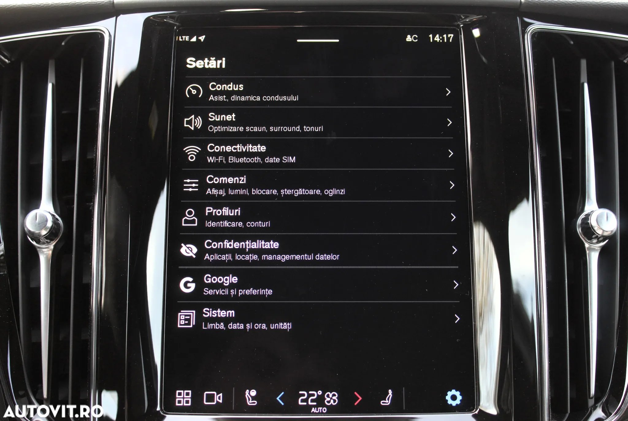 Volvo XC 60 T8 AWD AT PHEV Plus Black Edition - 34