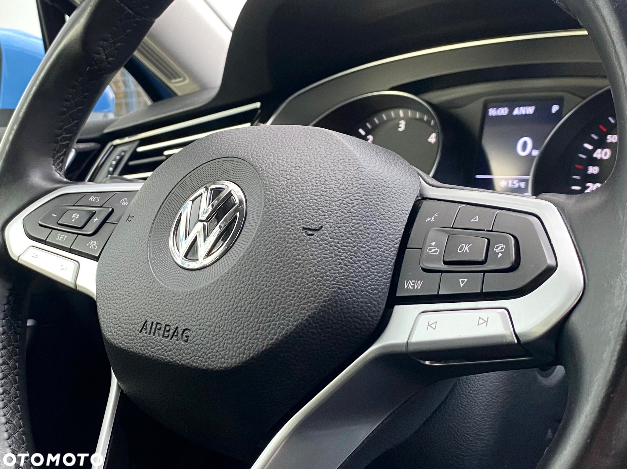 Volkswagen Passat 2.0 TDI EVO Elegance DSG - 18