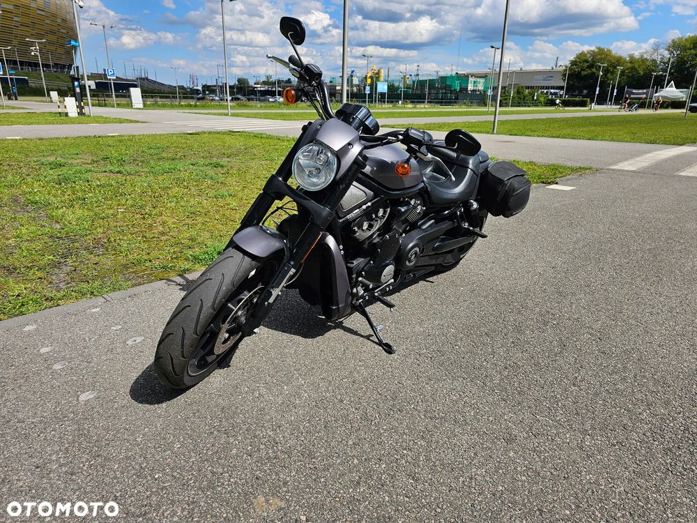 Harley-Davidson V-Rod Night Rod - 2