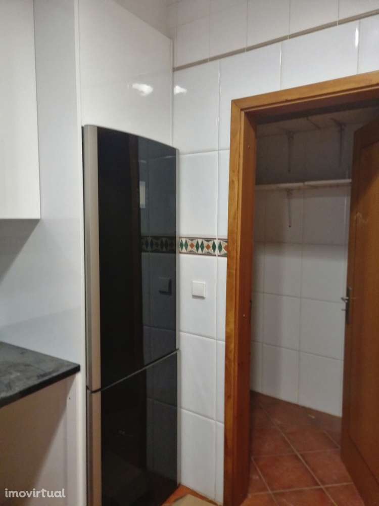 T1 Paredes [estação ) - Grande imagem: 5/9