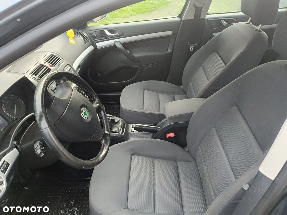 Skoda Octavia - 15
