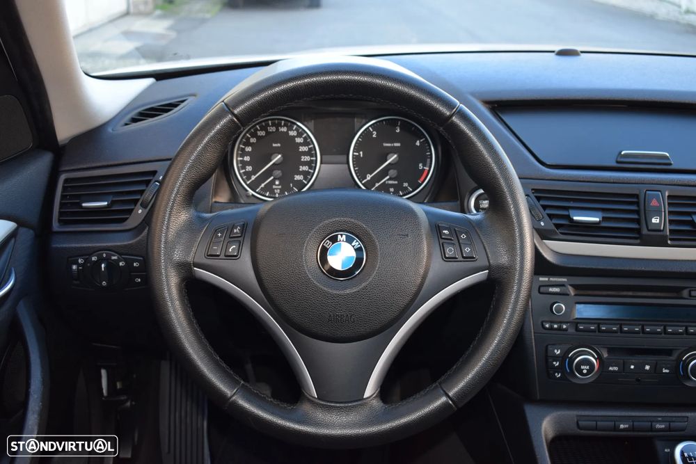 BMW X1 20 d sDrive EDynamics Line Sport - 29