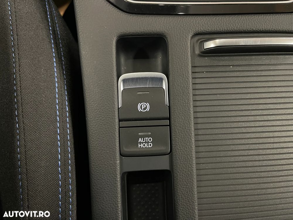 Volkswagen Passat - 27