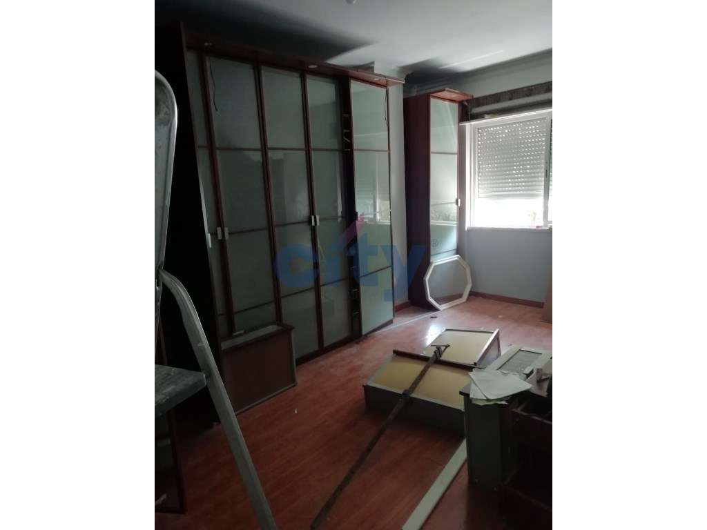 Apartamento T3 para arrendamento às Portas de Benfica - Grande imagem: 3/8