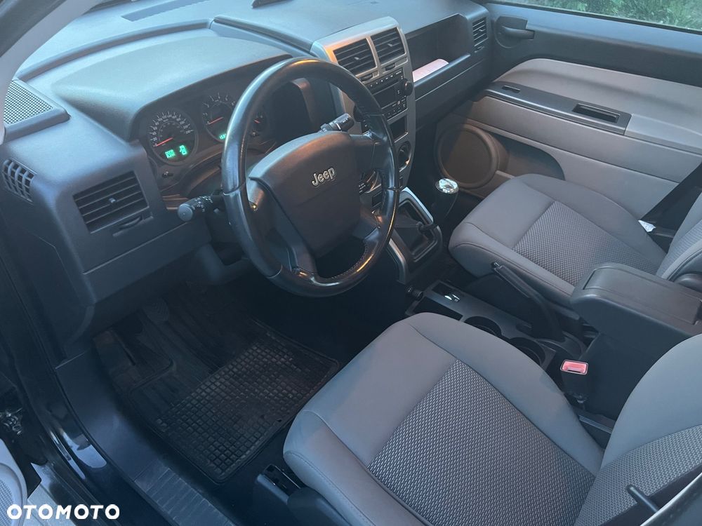 Jeep Compass - 14