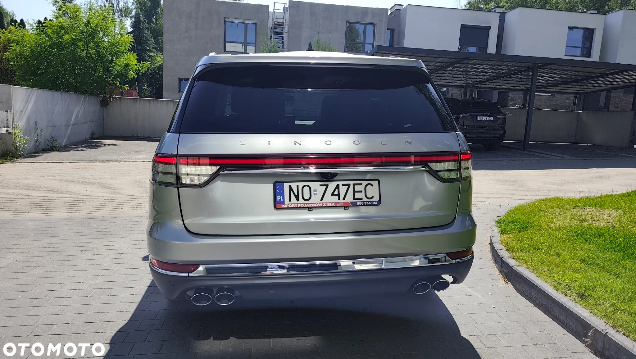 Lincoln Aviator - 20