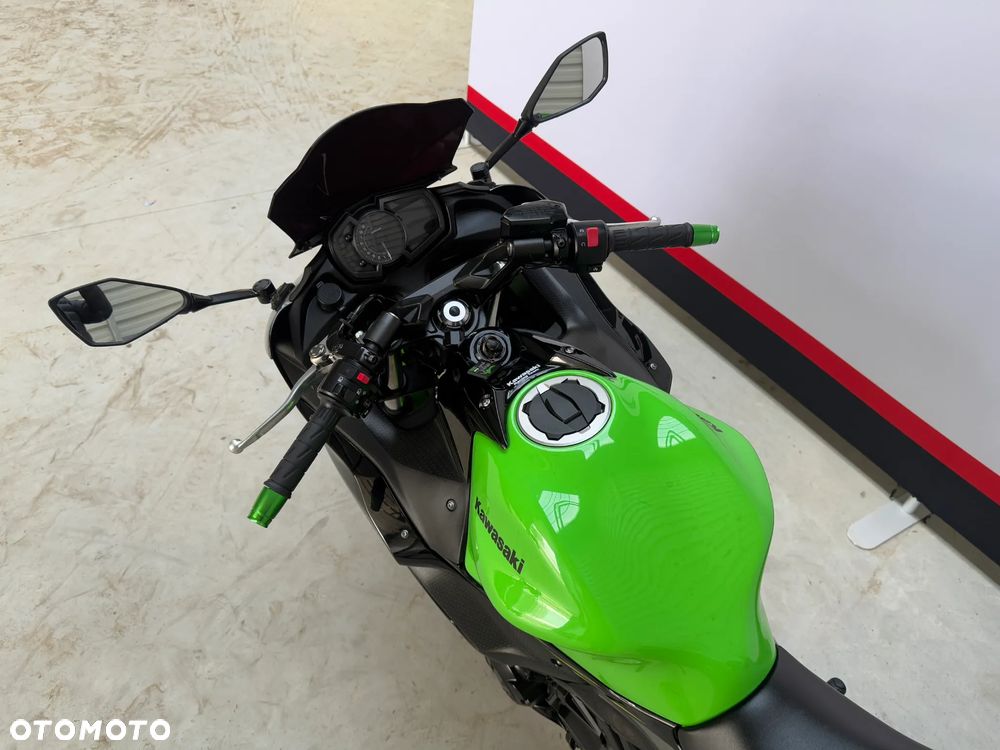 Kawasaki Ninja - 7