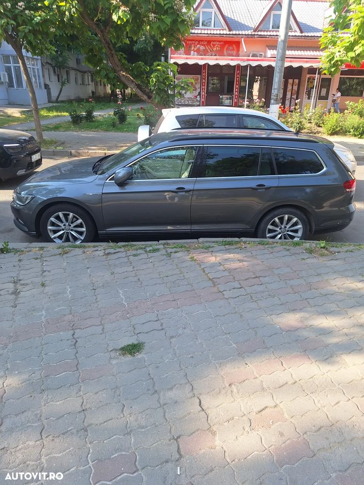 Volkswagen Passat Variant 1.6 TDI (BlueMotion Technology) Comfortline - 4